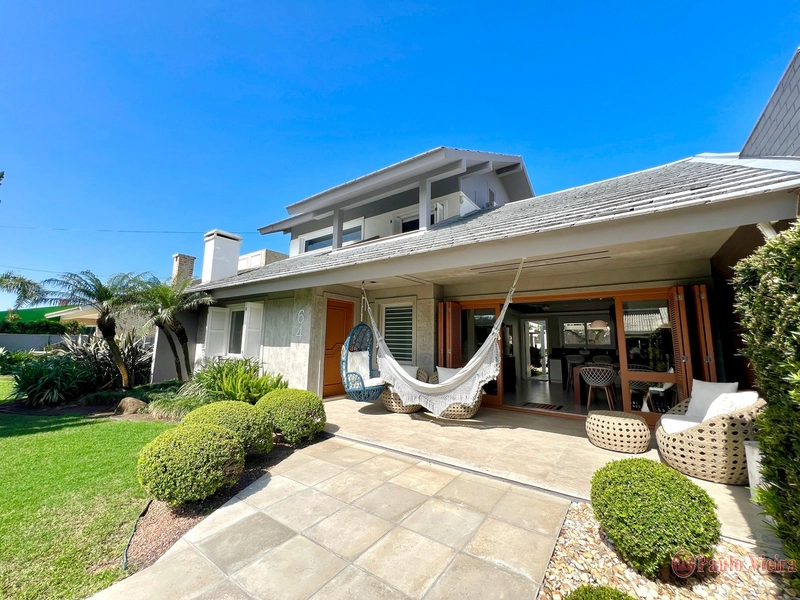 CENTRO - MARAVILHOSE RESIDÊNCIA DE DOIS TERRENOS: 1ª foto da galeria de imagens do imóvel