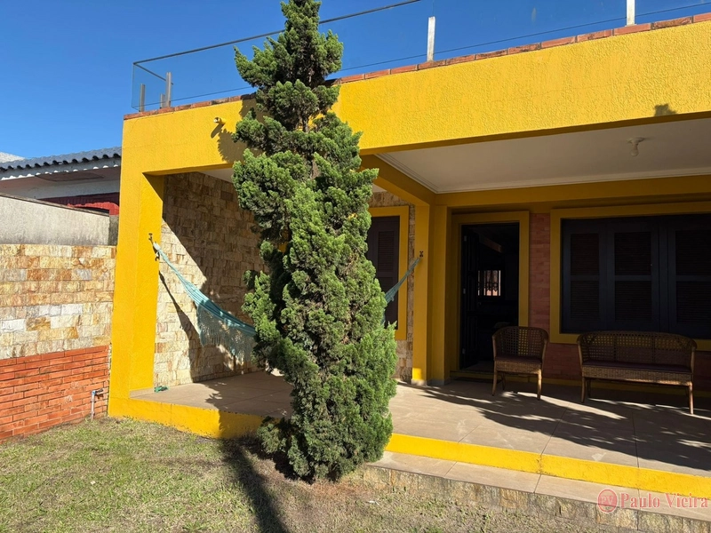 XANGRI-LÁ - RAINHA DO MAR - CASA TÉRREA, BEIRA MAR: 4ª foto da galeria de imagens do imóvel