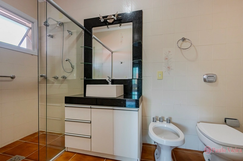 XANGRI-LÁ - CASA DESLUMBRANTE A UMA QUADRA DO MAR: 41ª foto da galeria de imagens do imóvel