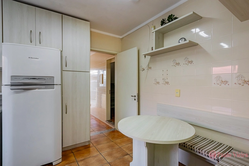 XANGRI-LÁ - CASA DESLUMBRANTE A UMA QUADRA DO MAR: 16ª foto da galeria de imagens do imóvel