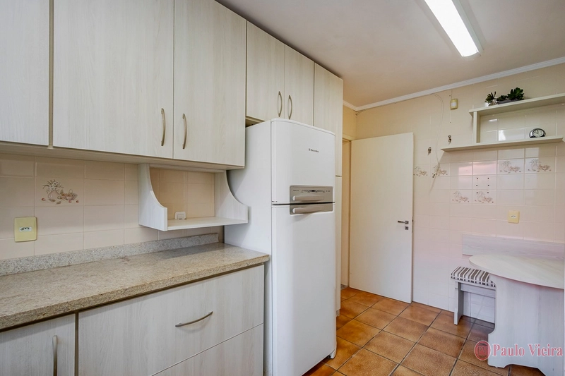 XANGRI-LÁ - CASA DESLUMBRANTE A UMA QUADRA DO MAR: 19ª foto da galeria de imagens do imóvel