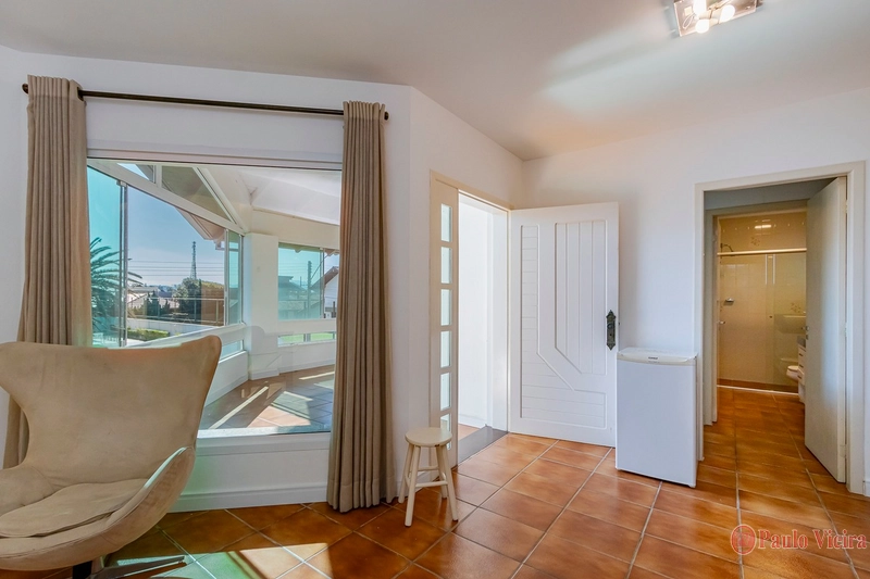 XANGRI-LÁ - CASA DESLUMBRANTE A UMA QUADRA DO MAR: 23ª foto da galeria de imagens do imóvel