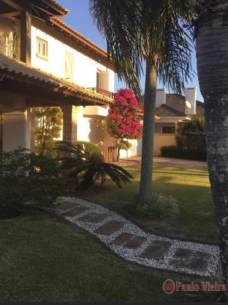 ATLÂNTIDA - ENCANTADORA CASA EM AMPLO TERRENO: 4ª foto da galeria de imagens do imóvel