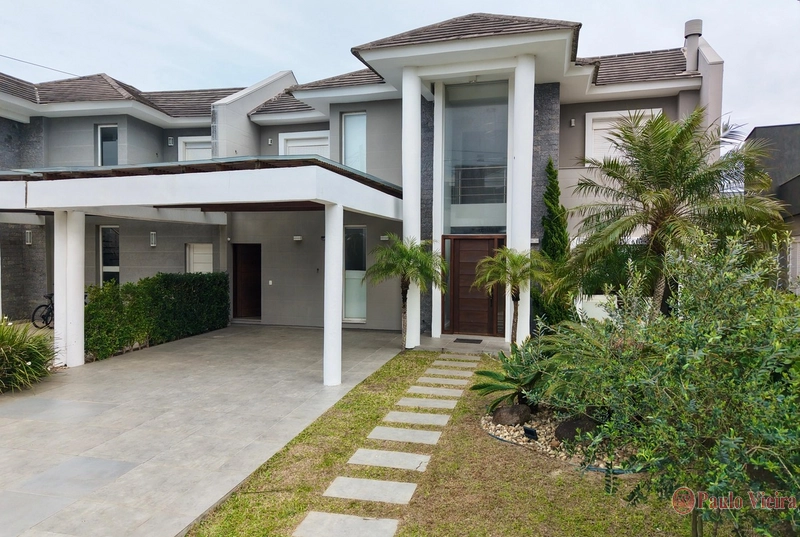 LAS PALMAS -  EXCELENTE SOBRADO MOBILIADO