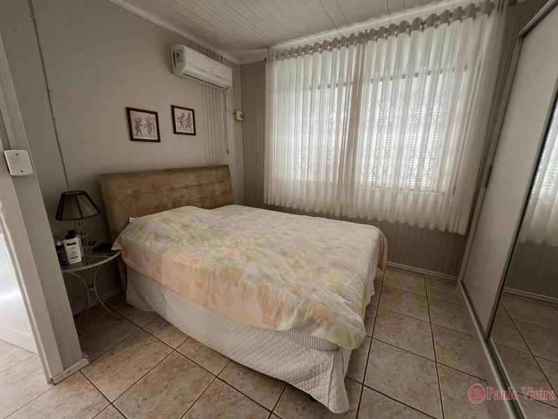 XANGRI-LÁ - CASA TÉRREA A POUCOS METROS DO MAR: 13ª foto da galeria de imagens do imóvel