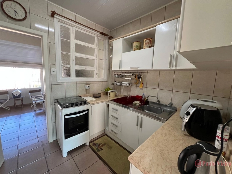 XANGRI-LÁ - CASA TÉRREA A POUCOS METROS DO MAR: 15ª foto da galeria de imagens do imóvel