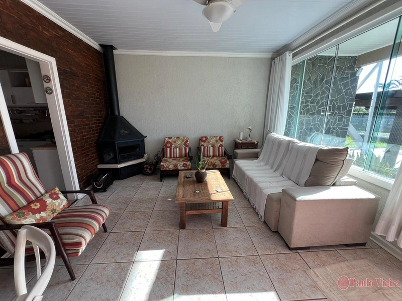 XANGRI-LÁ - CASA TÉRREA A POUCOS METROS DO MAR