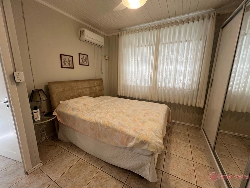 XANGRI-LÁ - CASA TÉRREA A POUCOS METROS DO MAR: 12ª foto da galeria de imagens do imóvel