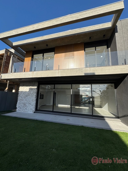 SUNSET - SOBRADO COM 4 SUÍTES: 2ª foto da galeria de imagens do imóvel