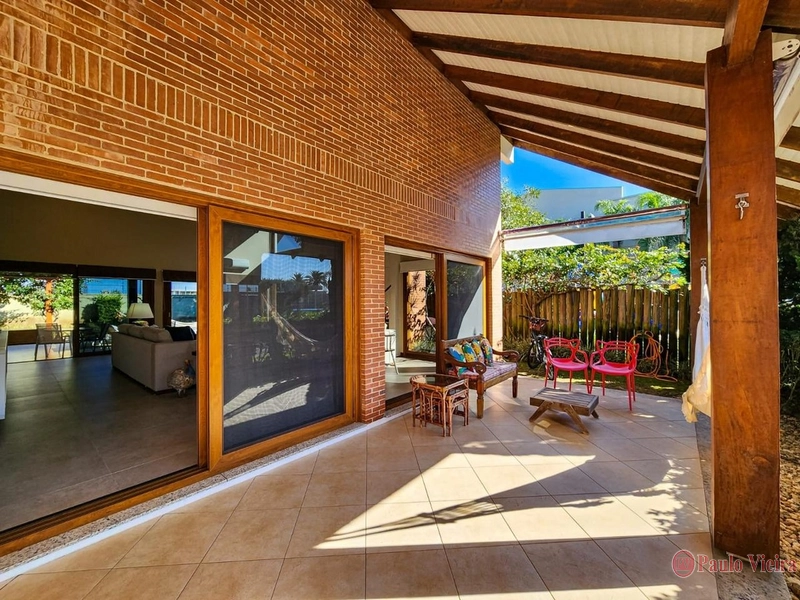 LAS DUNAS - EXCELENTE SOBRADO COM 4 SUÍTES: 4ª foto da galeria de imagens do imóvel