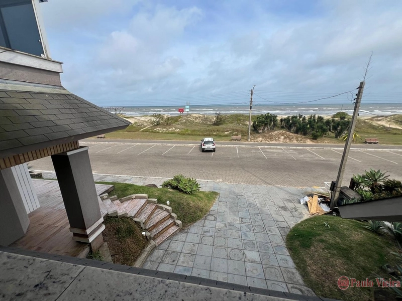 ATLÂNTIDA - EXCELENTE SOBRADO BEIRA MAR: 5ª foto da galeria de imagens do imóvel
