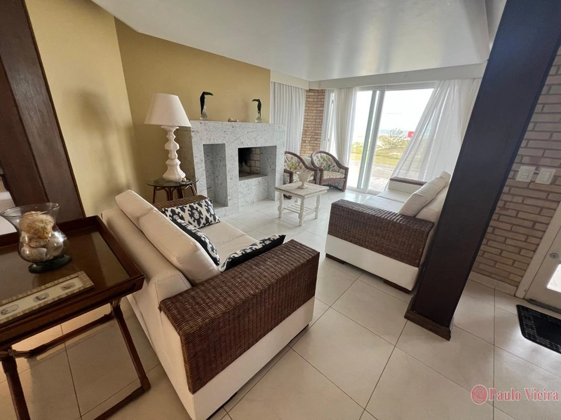 ATLÂNTIDA - EXCELENTE SOBRADO BEIRA MAR: 35ª foto da galeria de imagens do imóvel