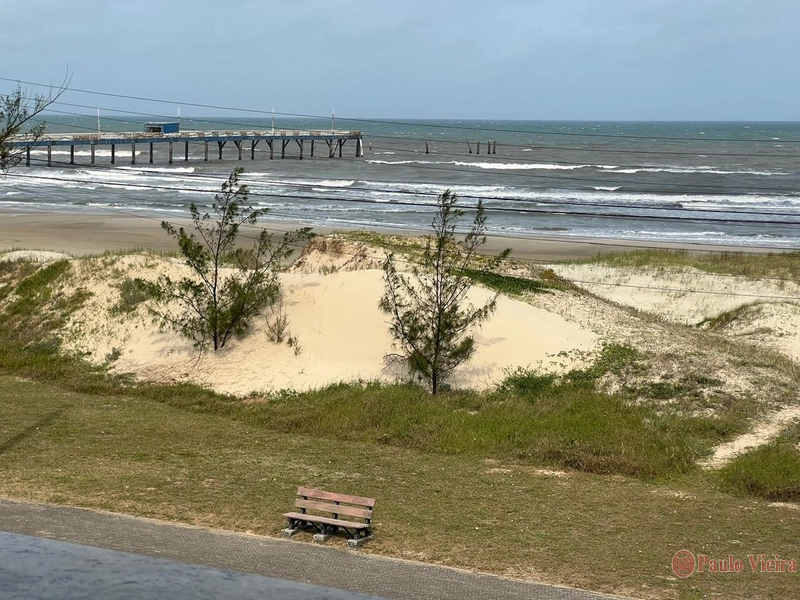 ATLÂNTIDA - EXCELENTE SOBRADO BEIRA MAR: 9ª foto da galeria de imagens do imóvel