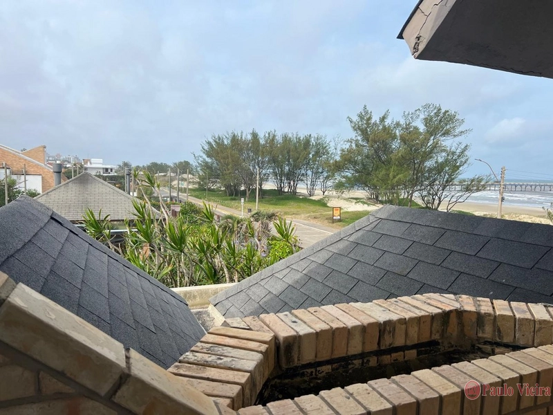 ATLÂNTIDA - EXCELENTE SOBRADO BEIRA MAR: 17ª foto da galeria de imagens do imóvel