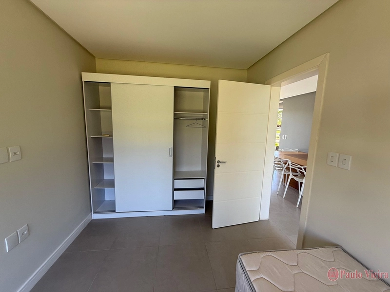 QUINTAS DO LAGO -  SOBRADO COM VISTA PARA O LAGO: 14ª foto da galeria de imagens do imóvel