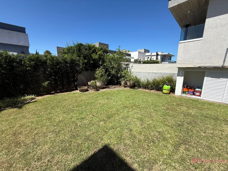 QUINTAS DO LAGO -  SOBRADO COM VISTA PARA O LAGO: 16ª foto da galeria de imagens do imóvel