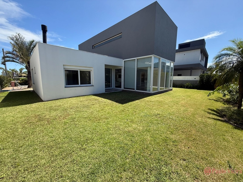 QUINTAS DO LAGO -  SOBRADO COM VISTA PARA O LAGO: 17ª foto da galeria de imagens do imóvel