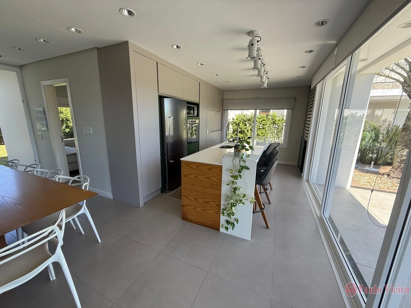 QUINTAS DO LAGO -  SOBRADO COM VISTA PARA O LAGO: 5ª foto da galeria de imagens do imóvel