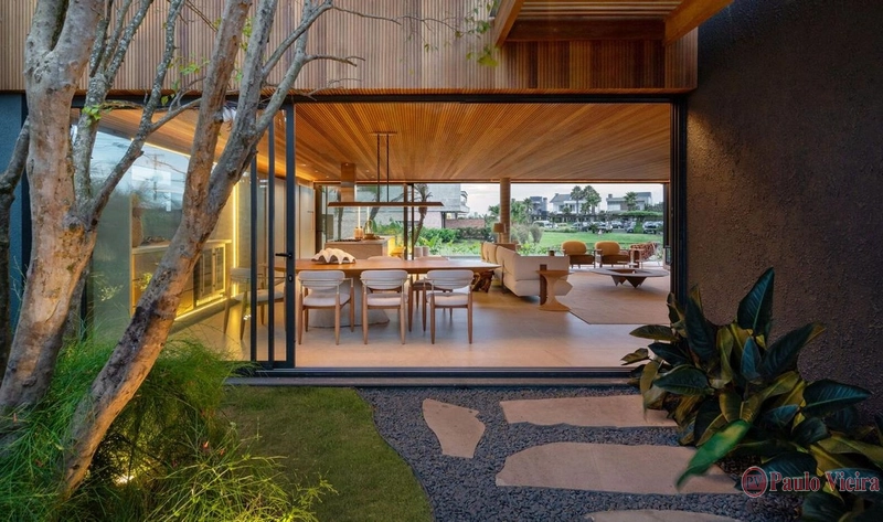 CELEBRATION - CASA DE ALTO PADRÃO COM 5 SUÍTES: 5ª foto da galeria de imagens do imóvel