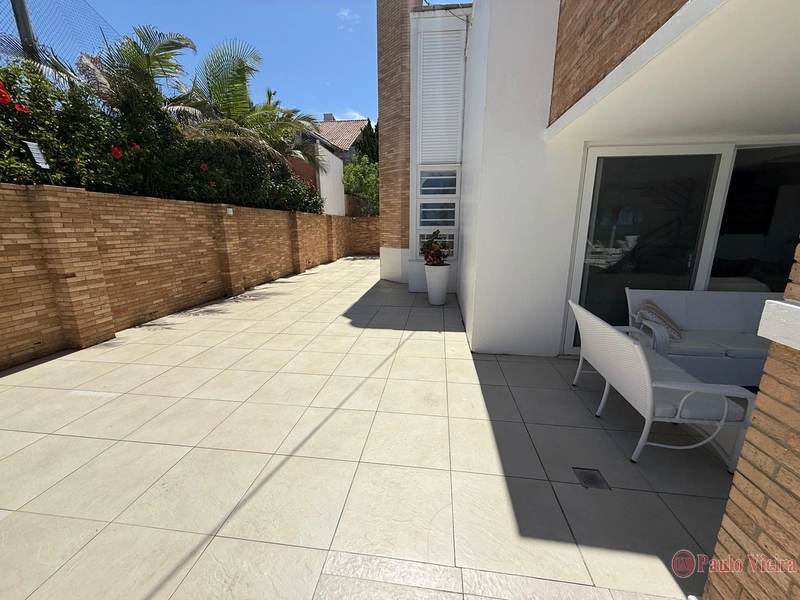 ATLÂNTIDA -  EXUBERANTE SOBRADO FRENTE MAR COM VISTA ETERNA: 12ª foto da galeria de imagens do imóvel