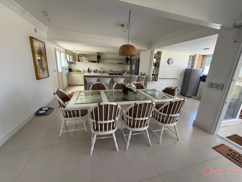 ATLÂNTIDA -  EXUBERANTE SOBRADO FRENTE MAR COM VISTA ETERNA: 52ª foto da galeria de imagens do imóvel