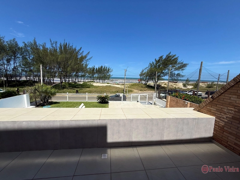 ATLÂNTIDA -  EXUBERANTE SOBRADO FRENTE MAR COM VISTA ETERNA: 42ª foto da galeria de imagens do imóvel