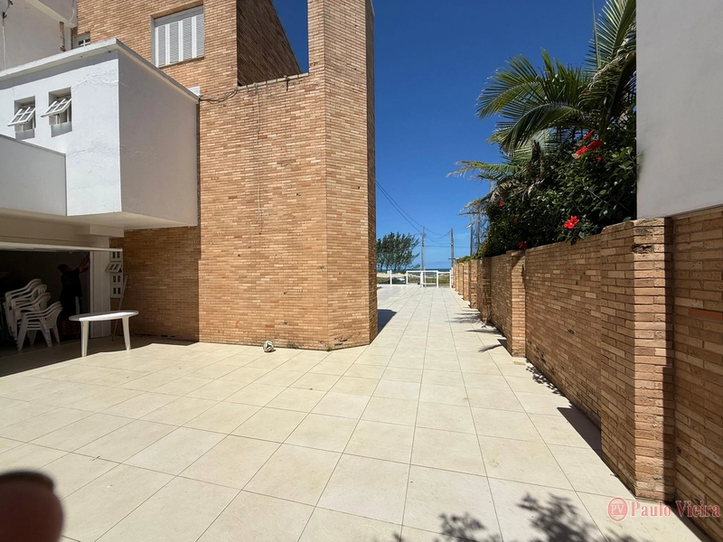 ATLÂNTIDA -  EXUBERANTE SOBRADO FRENTE MAR COM VISTA ETERNA: 9ª foto da galeria de imagens do imóvel