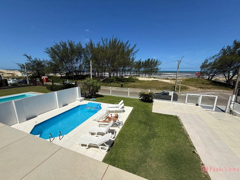 ATLÂNTIDA -  EXUBERANTE SOBRADO FRENTE MAR COM VISTA ETERNA: 40ª foto da galeria de imagens do imóvel