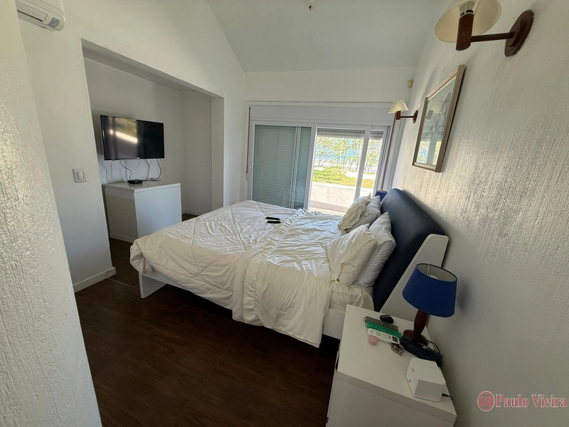 ATLÂNTIDA -  EXUBERANTE SOBRADO FRENTE MAR COM VISTA ETERNA: 31ª foto da galeria de imagens do imóvel