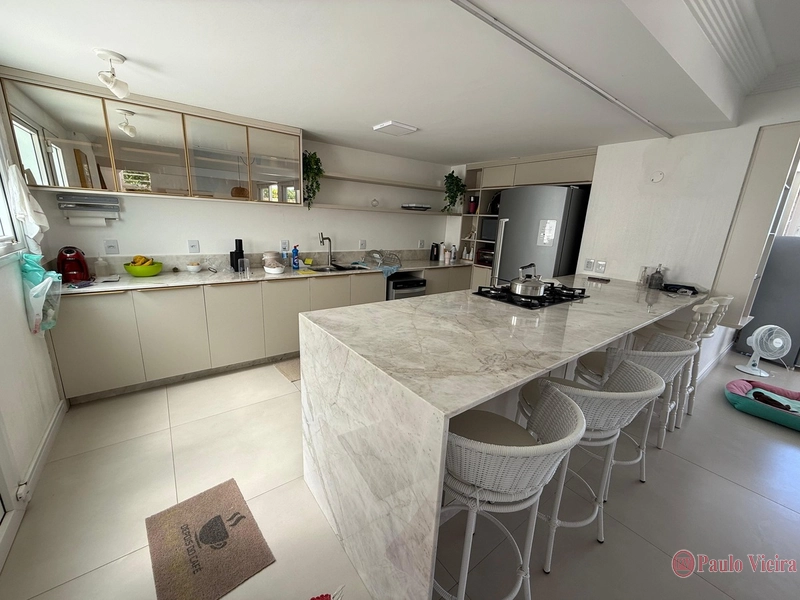 ATLÂNTIDA -  EXUBERANTE SOBRADO FRENTE MAR COM VISTA ETERNA: 51ª foto da galeria de imagens do imóvel