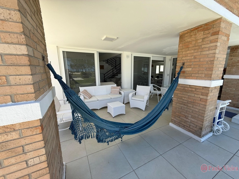 ATLÂNTIDA -  EXUBERANTE SOBRADO FRENTE MAR COM VISTA ETERNA: 13ª foto da galeria de imagens do imóvel