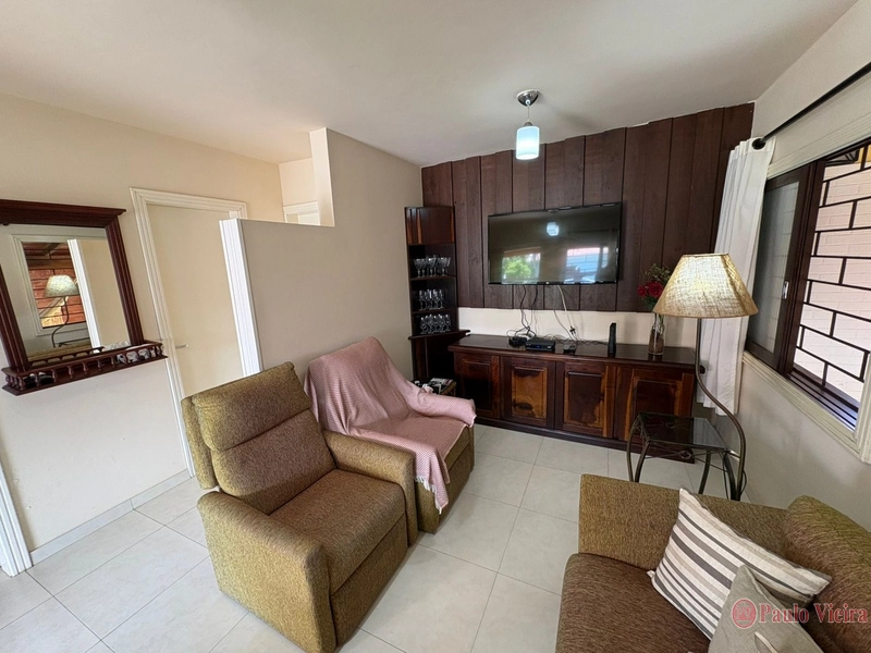 CASA 3 DORMITÓRIOS COM PISCINA PRÓXIMO AO MAR: 10ª foto da galeria de imagens do imóvel