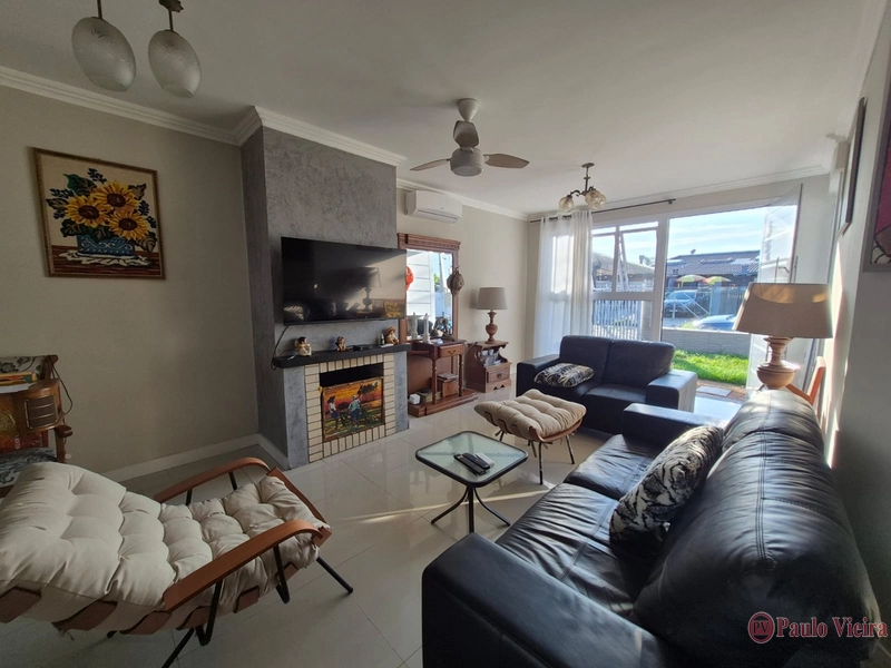 XANGRI-LÁ -  CASA TÉRREA COM 3 DORMITÓRIOS NO CENTRO: 3ª foto da galeria de imagens do imóvel