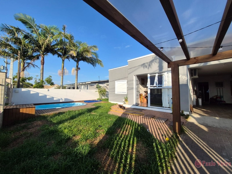 XANGRI-LÁ -  CASA TÉRREA COM 3 DORMITÓRIOS NO CENTRO: 1ª foto da galeria de imagens do imóvel