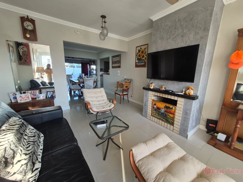 XANGRI-LÁ -  CASA TÉRREA COM 3 DORMITÓRIOS NO CENTRO: 4ª foto da galeria de imagens do imóvel