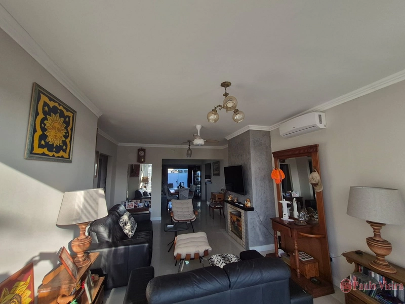 XANGRI-LÁ -  CASA TÉRREA COM 3 DORMITÓRIOS NO CENTRO: 2ª foto da galeria de imagens do imóvel