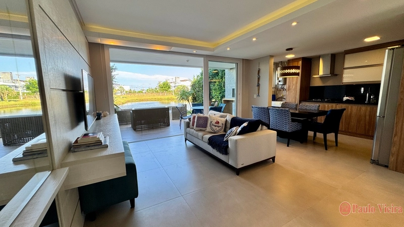 ROSSI ATLÂNTIDA - MARAVILHOSO APARTAMENTO BEIRA LAGO: 1ª foto da galeria de imagens do imóvel
