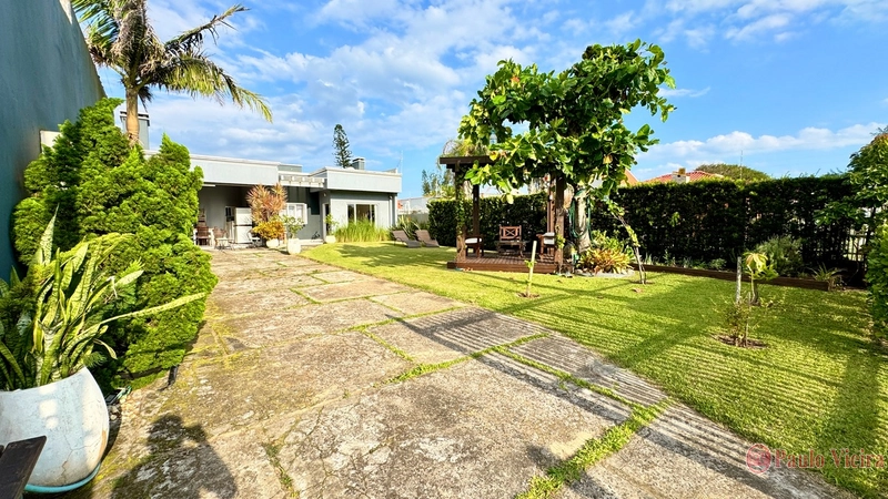 ARPOADOR - LINDA CASA MOBILIADA PRÓXIMA AO MAR: 2ª foto da galeria de imagens do imóvel