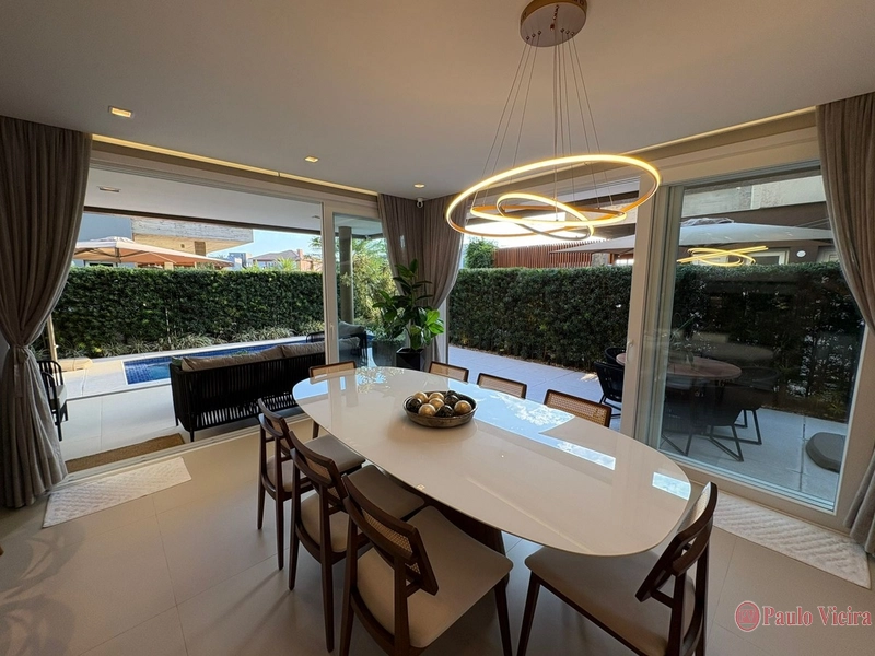 MALIBU - MARAVILHOSO SOBRADO MOBILIADO E DECORADO: 24ª foto da galeria de imagens do imóvel