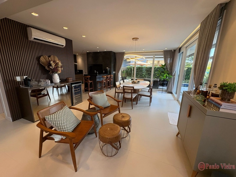 MALIBU - MARAVILHOSO SOBRADO MOBILIADO E DECORADO: 4ª foto da galeria de imagens do imóvel
