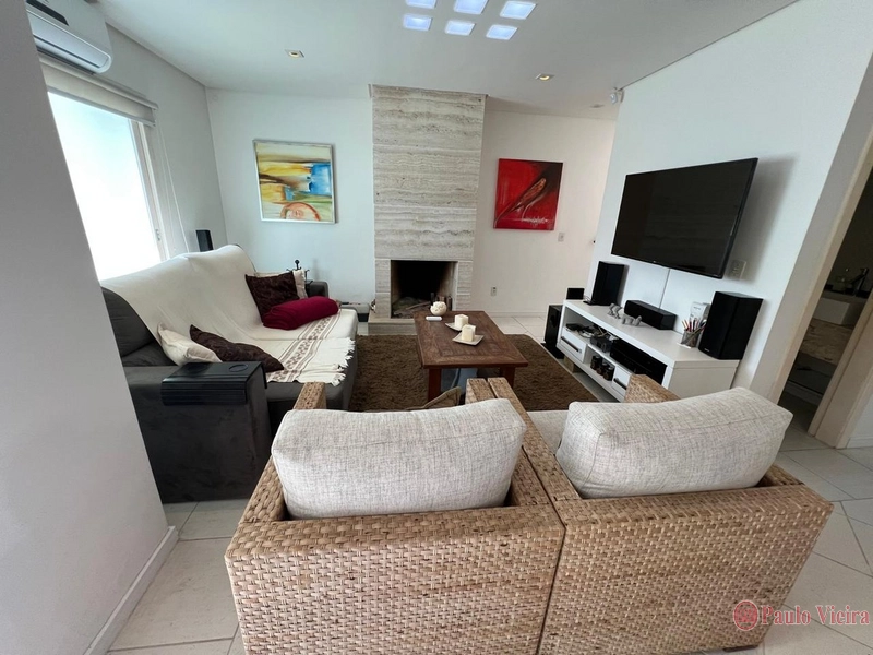 ATLÂNTIDA -  EXCELENTE  DUPLEX  COM 3 SUÍTES: 6ª foto da galeria de imagens do imóvel