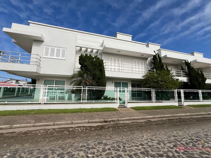 ATLÂNTIDA -  EXCELENTE  DUPLEX  COM 3 SUÍTES: 1ª foto da galeria de imagens do imóvel