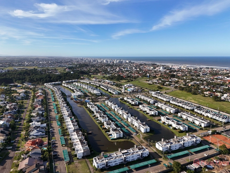 ROSSI ATLÂNTIDA - MARAVILHOSA CASA BEIRA-LAGO: 4ª foto da galeria de imagens do imóvel