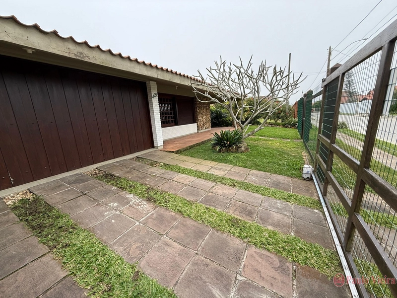 ATLÂNTIDA  - CASA TÉRREA PROXIMA AO MAR: 5ª foto da galeria de imagens do imóvel