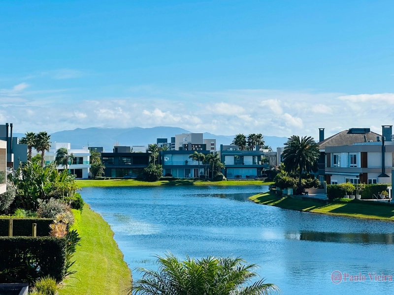 ENSEADA - EXCELENTE SOBRADO BEIRA LAGO: 39ª foto da galeria de imagens do imóvel