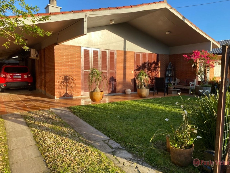 XANGRI LÁ - CASA TÉRREA, EM EXCELENTE LOCALIZAÇÃO: 2ª foto da galeria de imagens do imóvel