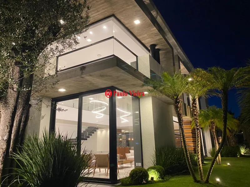 ENSEADA - EXCELENTE SOBRADO EM LOTE COM 3 FRENTES: 21ª foto da galeria de imagens do imóvel