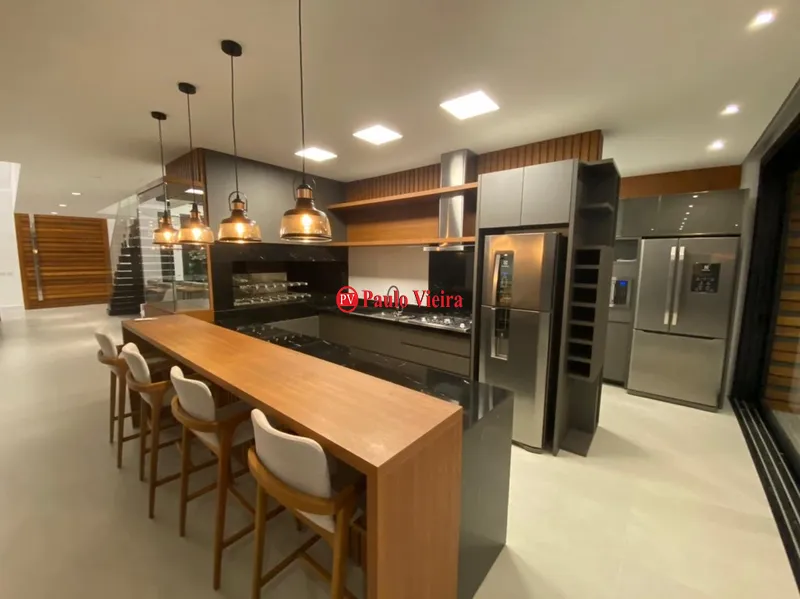 ENSEADA - EXCELENTE SOBRADO EM LOTE COM 3 FRENTES: 32ª foto da galeria de imagens do imóvel