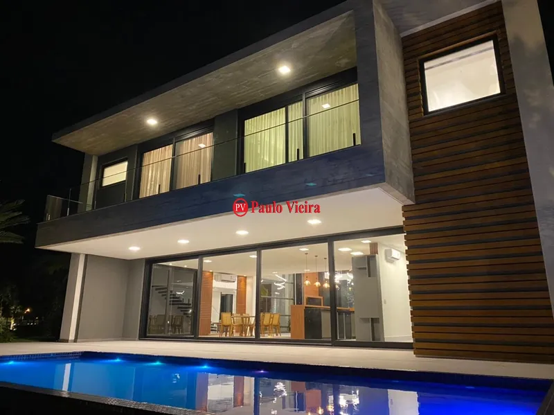 ENSEADA - EXCELENTE SOBRADO EM LOTE COM 3 FRENTES: 28ª foto da galeria de imagens do imóvel