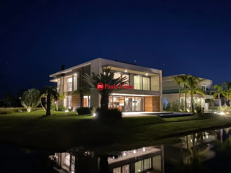 ENSEADA - EXCELENTE SOBRADO EM LOTE COM 3 FRENTES: 23ª foto da galeria de imagens do imóvel